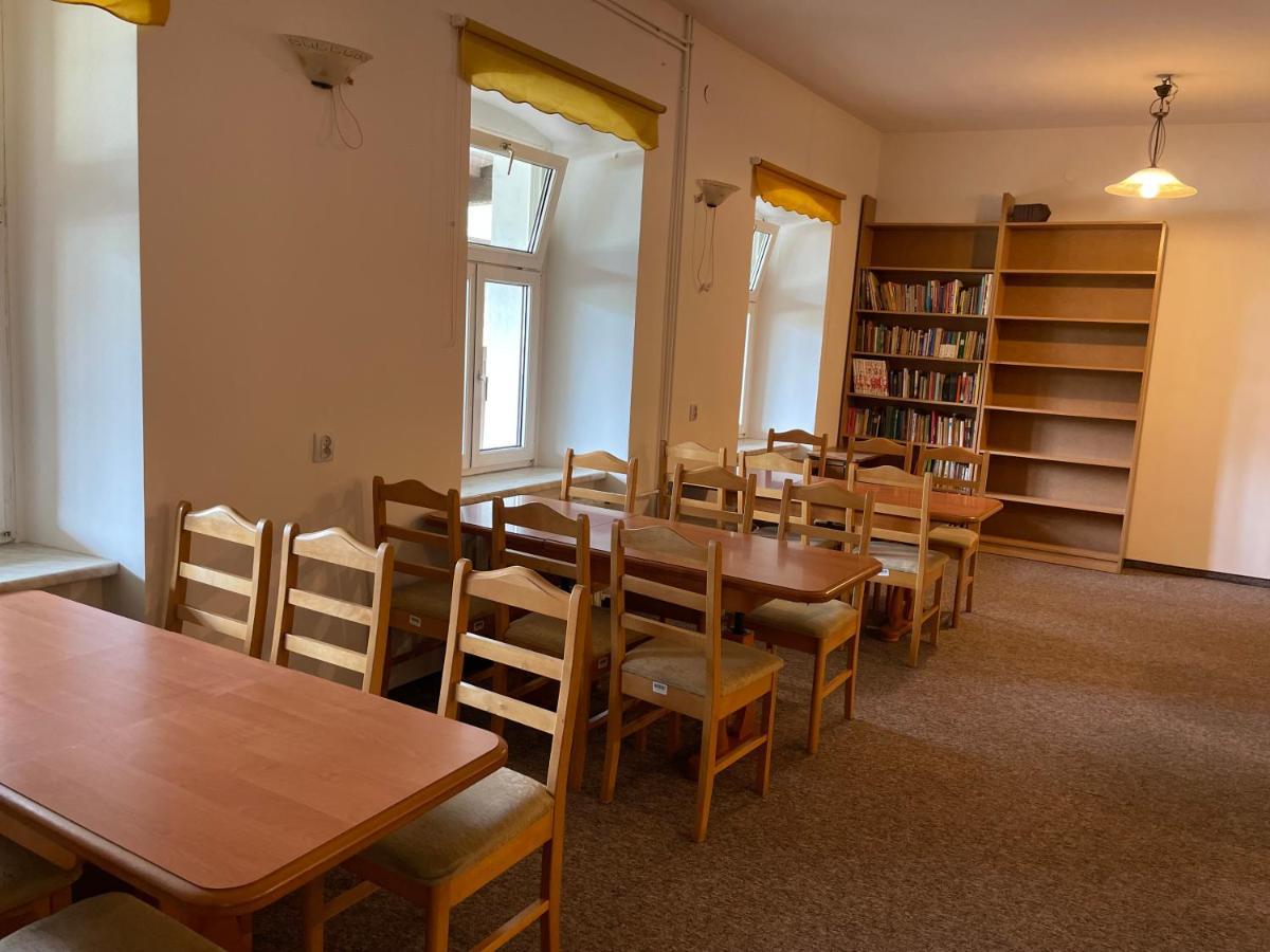 Gosciniec Szczeliniec Hostel Karlow Kültér fotó