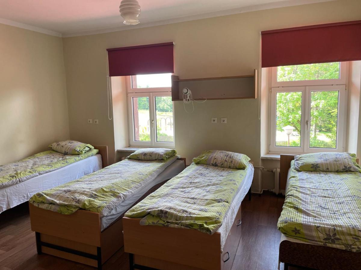 Gosciniec Szczeliniec Hostel Karlow Kültér fotó